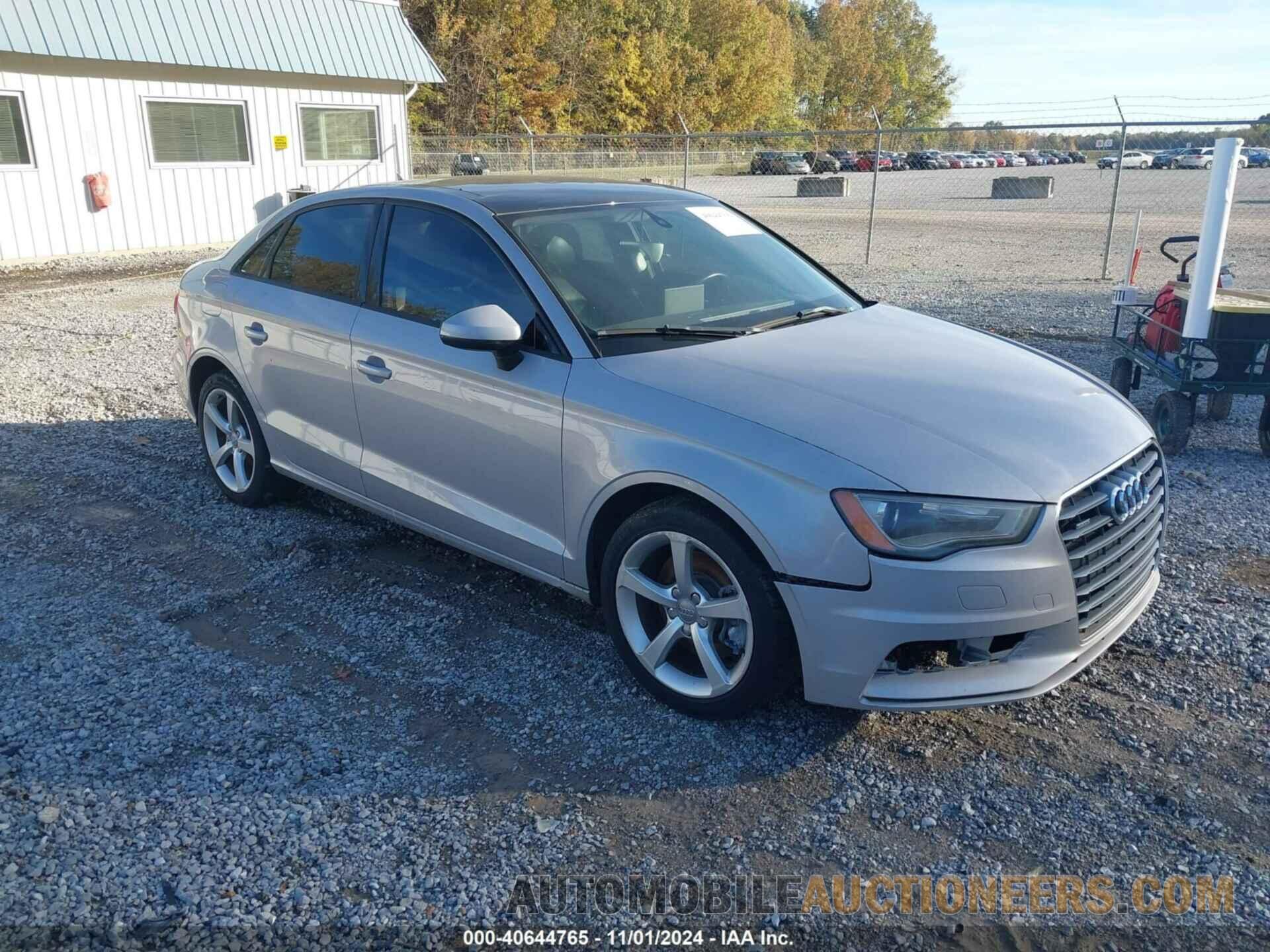 WAUBFGFF0F1055723 AUDI A3 2015