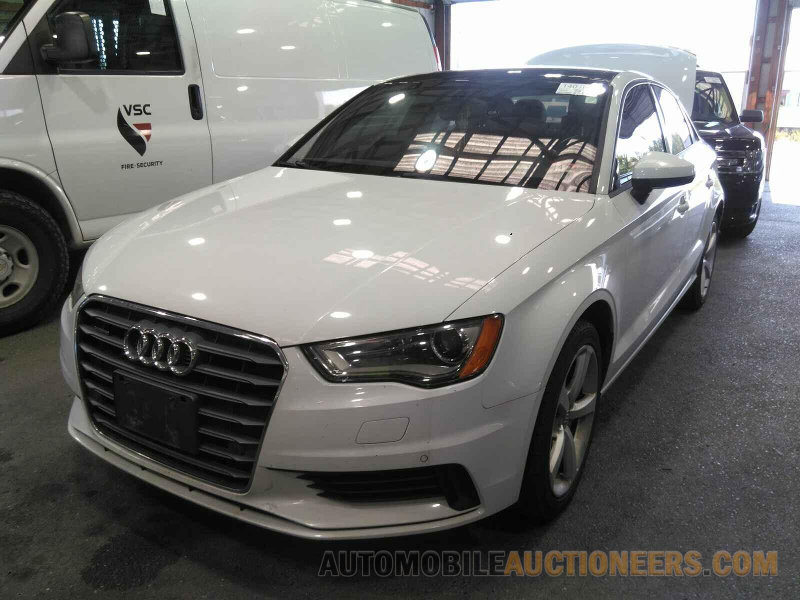 WAUBFGFF0F1084509 Audi A3 2015