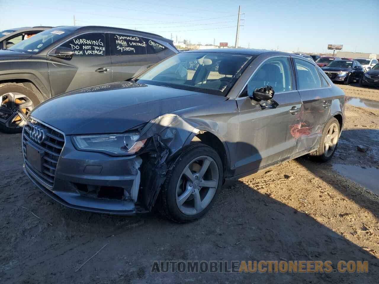 WAUBFGFF2F1129885 AUDI A3 2015