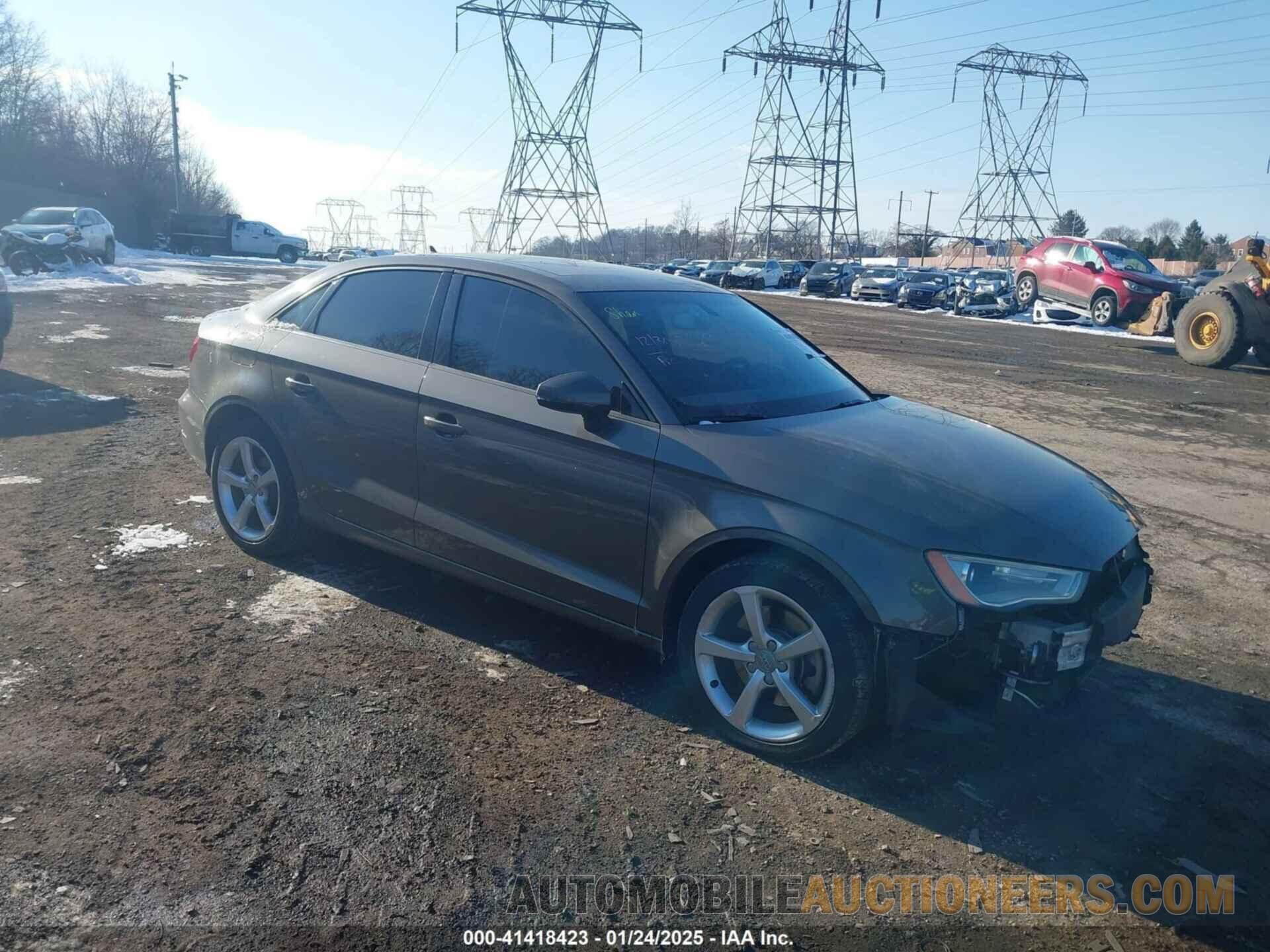 WAUBFGFF4F1122310 AUDI A3 2015