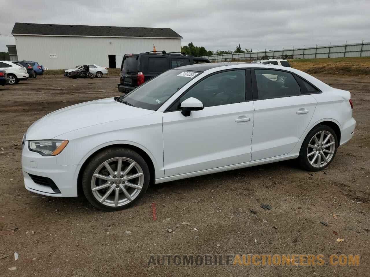 WAUBFGFF5F1069682 AUDI A3 2015