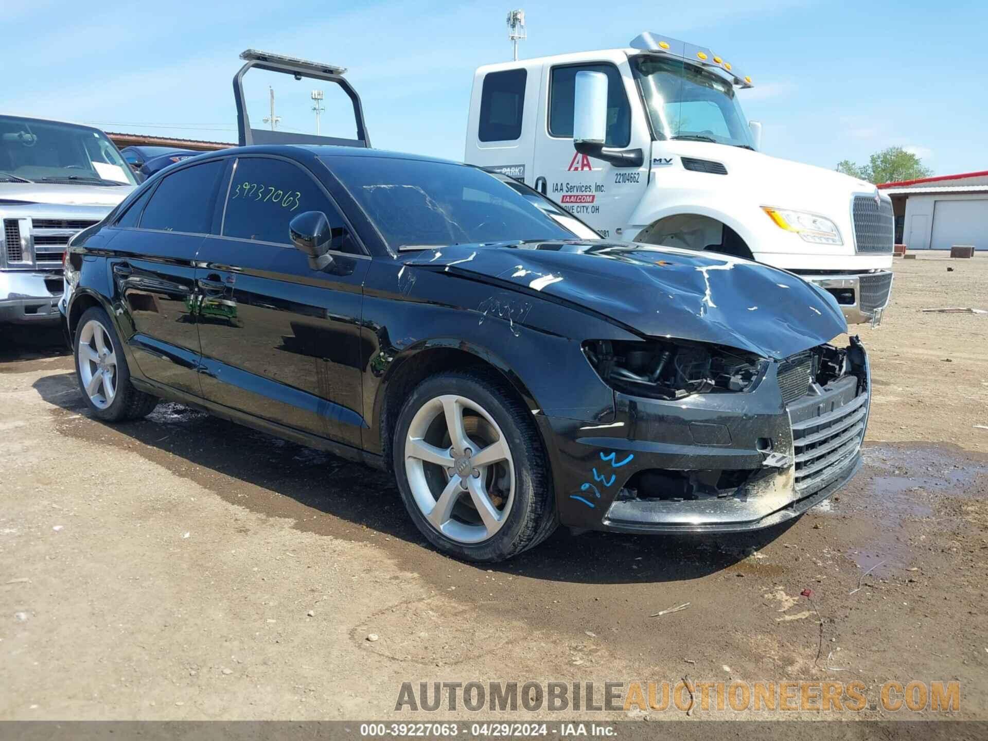 WAUBFGFF6F1049036 AUDI A3 2015