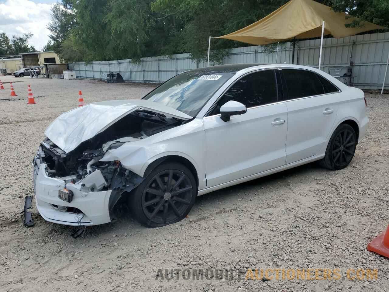 WAUBFGFF6F1075314 AUDI A3 2015