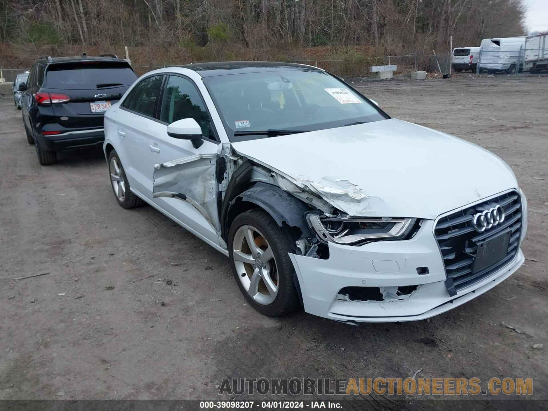 WAUBFGFF7F1078528 AUDI A3 2015