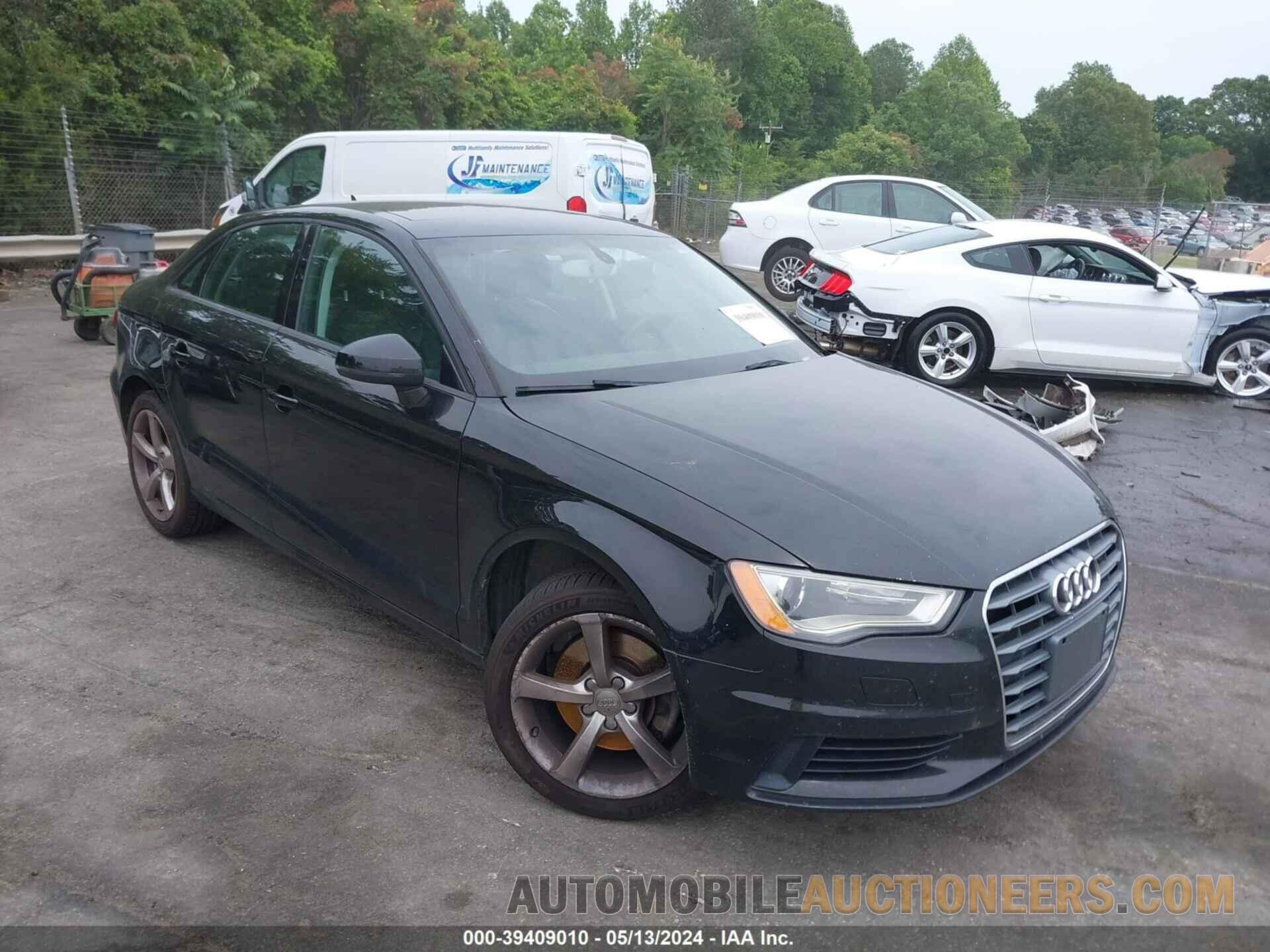 WAUBFGFF8F1076562 AUDI A3 2015