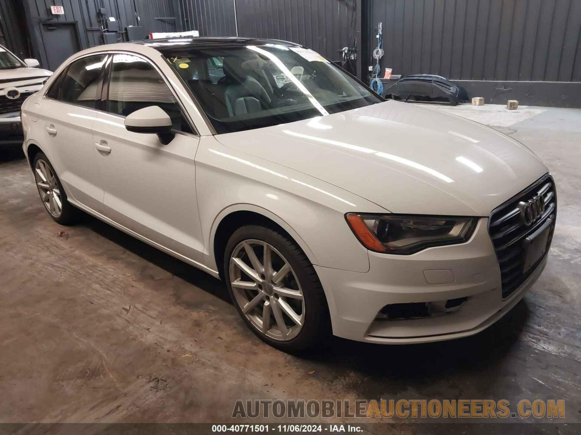 WAUBFGFF8F1106238 AUDI A3 2015