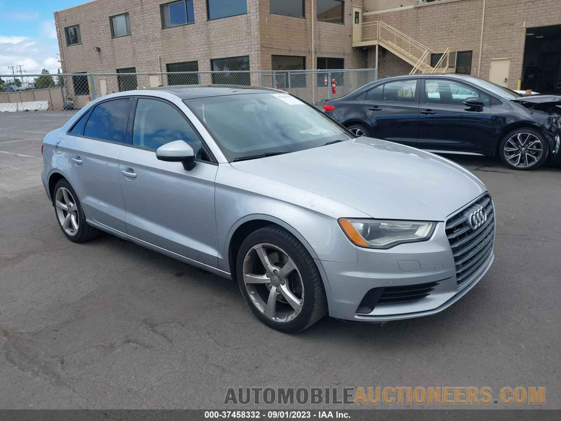 WAUBFGFF8F1115070 AUDI A3 2015