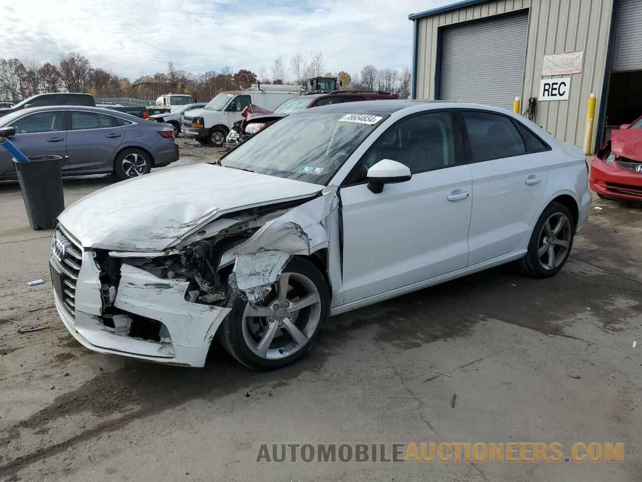 WAUBFGFF9F1001837 AUDI A3 2015