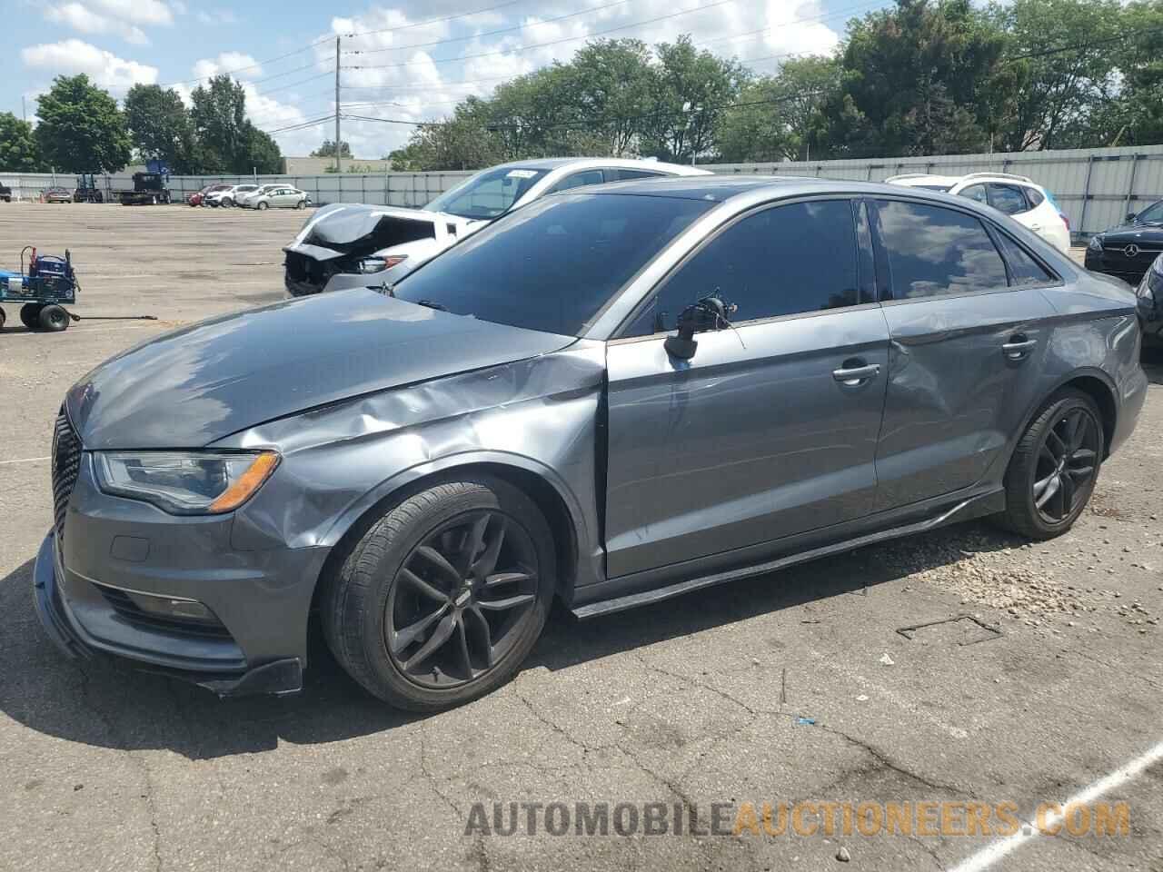 WAUBFGFFXF1007002 AUDI A3 2015