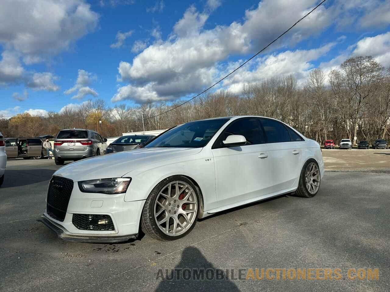 WAUBGAFL6FA001584 AUDI S4-RS4 2015