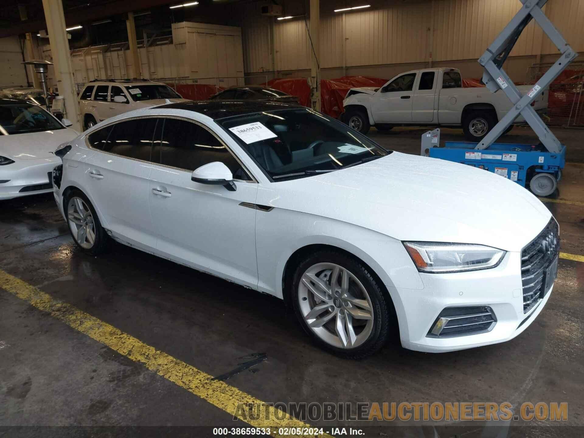 WAUBNCF51KA021108 AUDI A5 2019