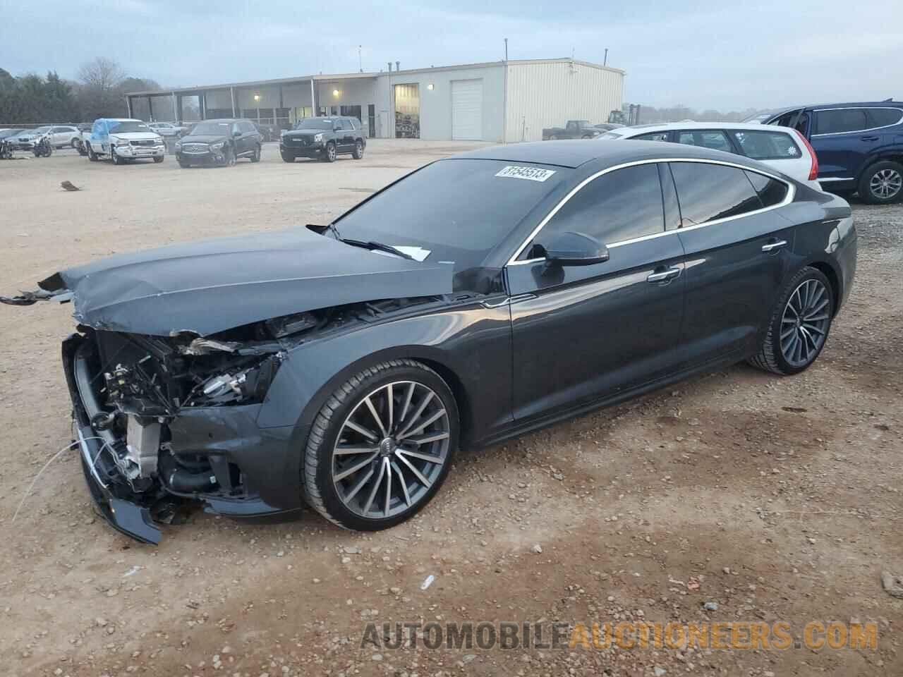 WAUBNCF51KA044484 AUDI A5 2019