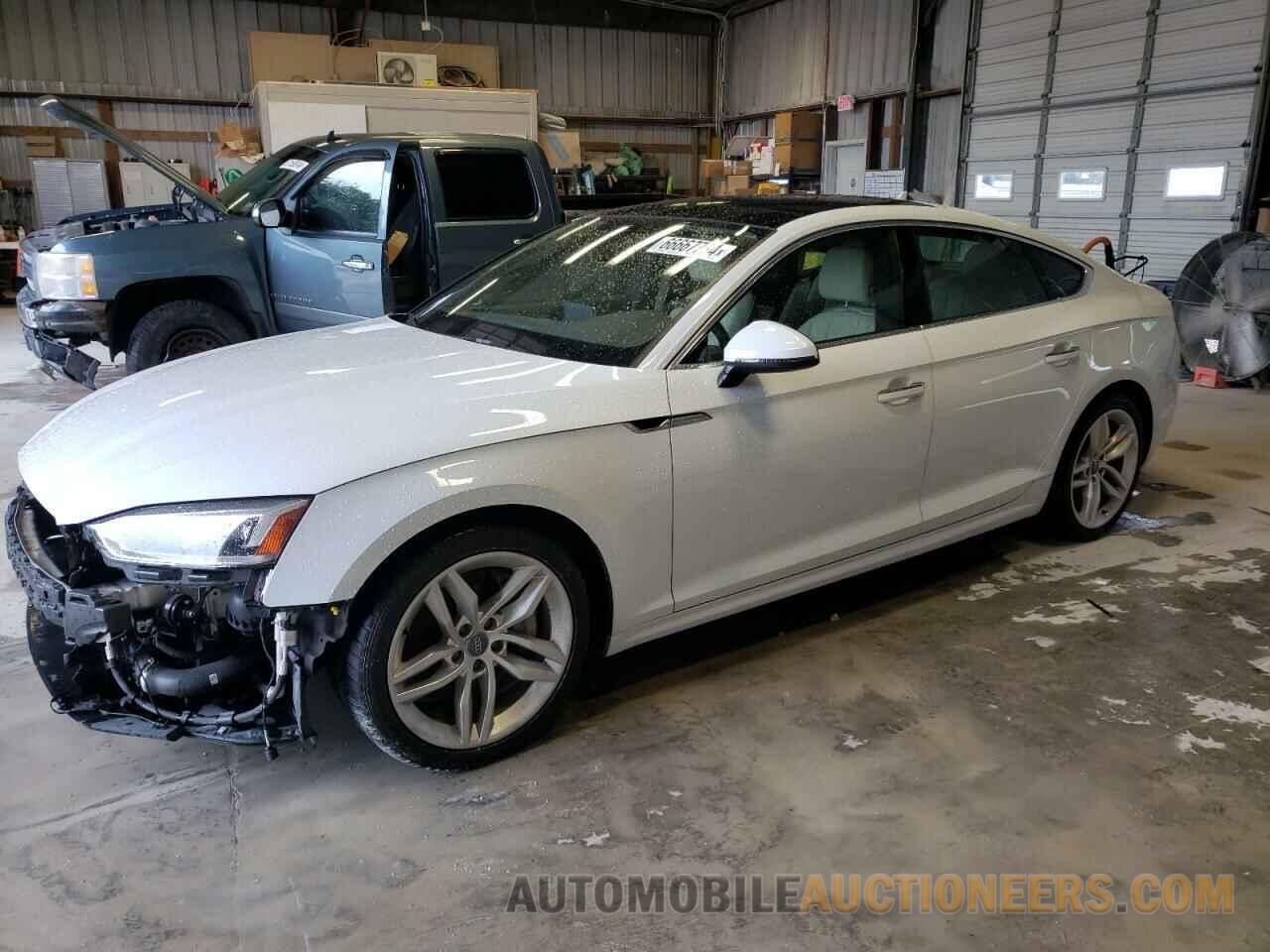 WAUBNCF51KA097296 AUDI A5 2019