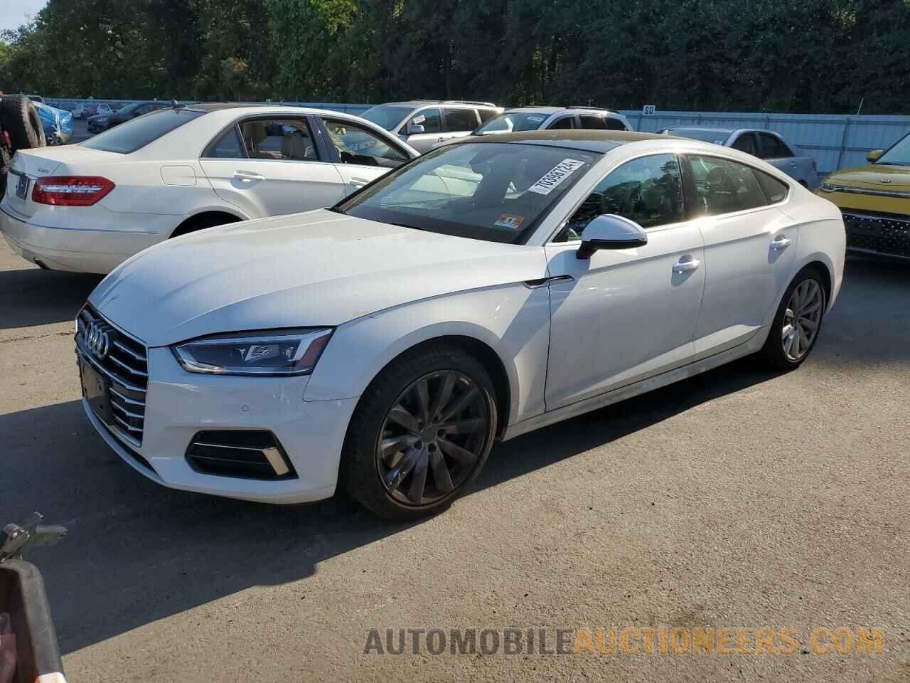 WAUBNCF52JA011203 AUDI A5 2018