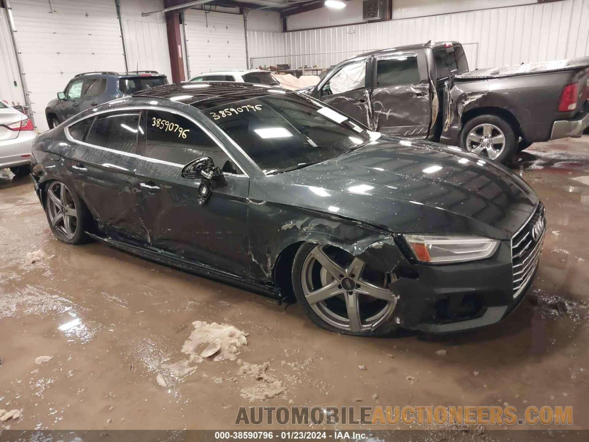 WAUBNCF54JA009050 AUDI A5 2018