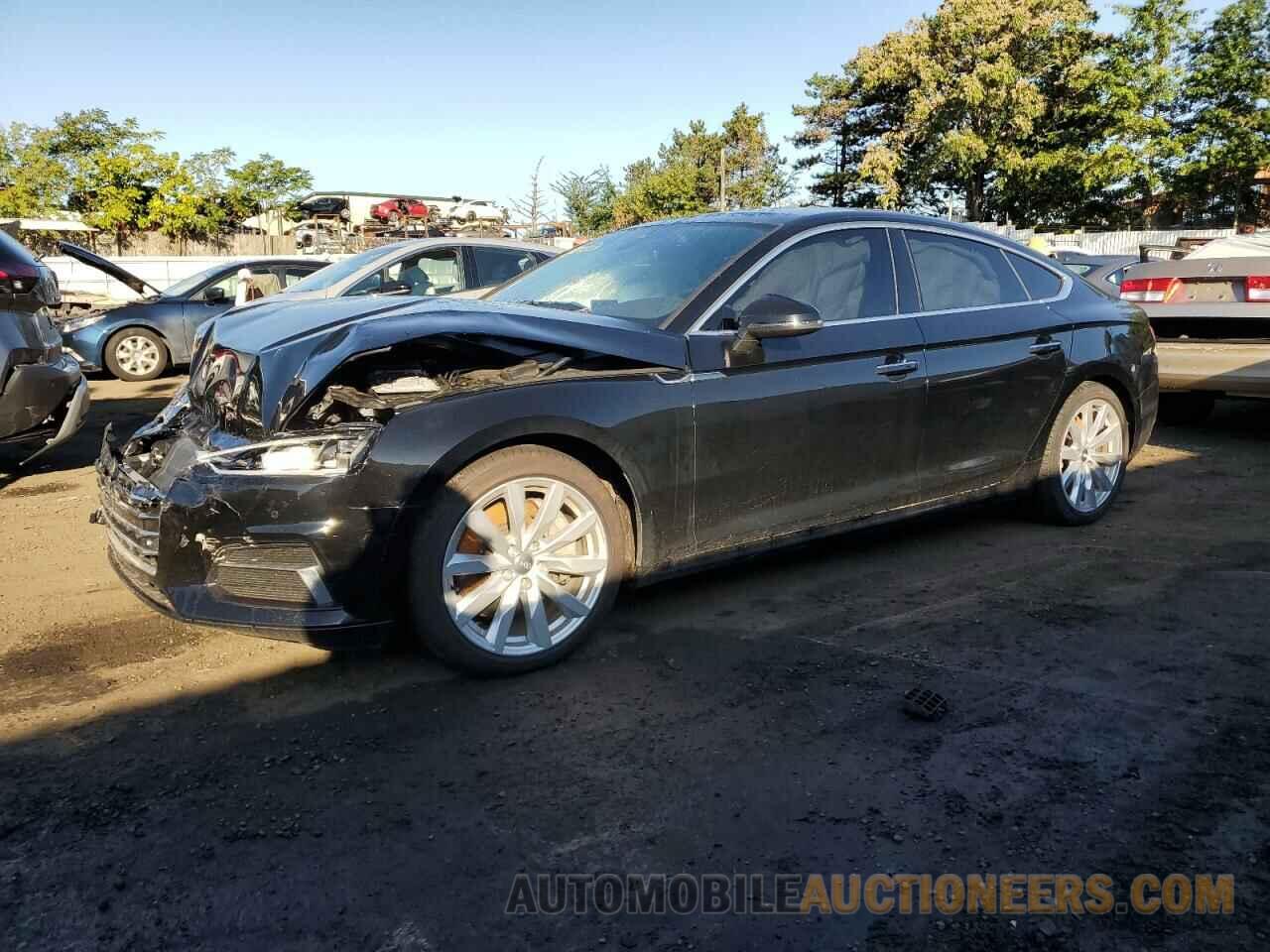 WAUBNCF54JA135943 AUDI A5 2018