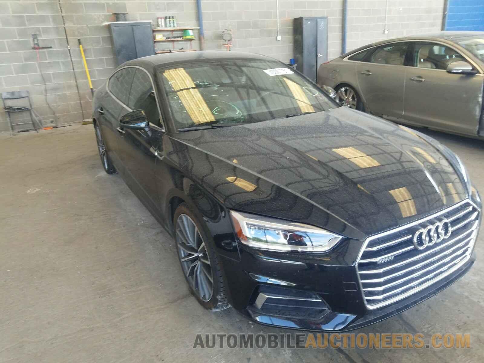 WAUBNCF55KA070909 AUDI A5 2019