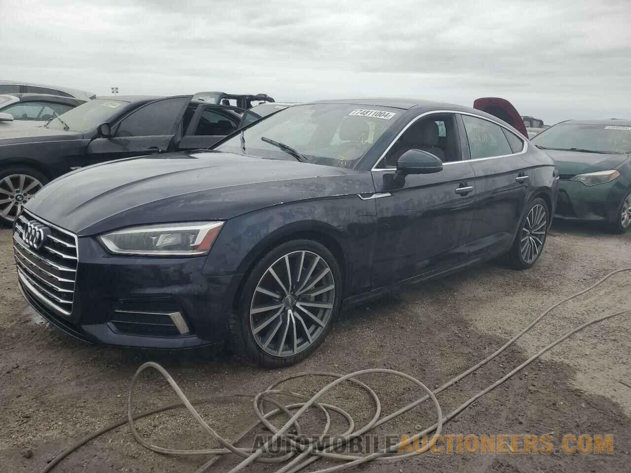 WAUBNCF56JA041370 AUDI A5 2018