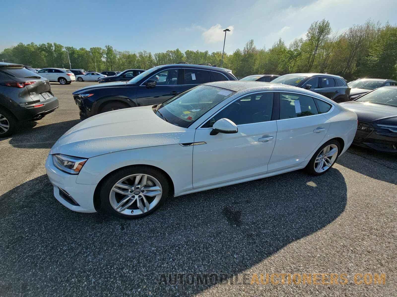 WAUBNCF56KA097617 Audi A5 Sportback 2019