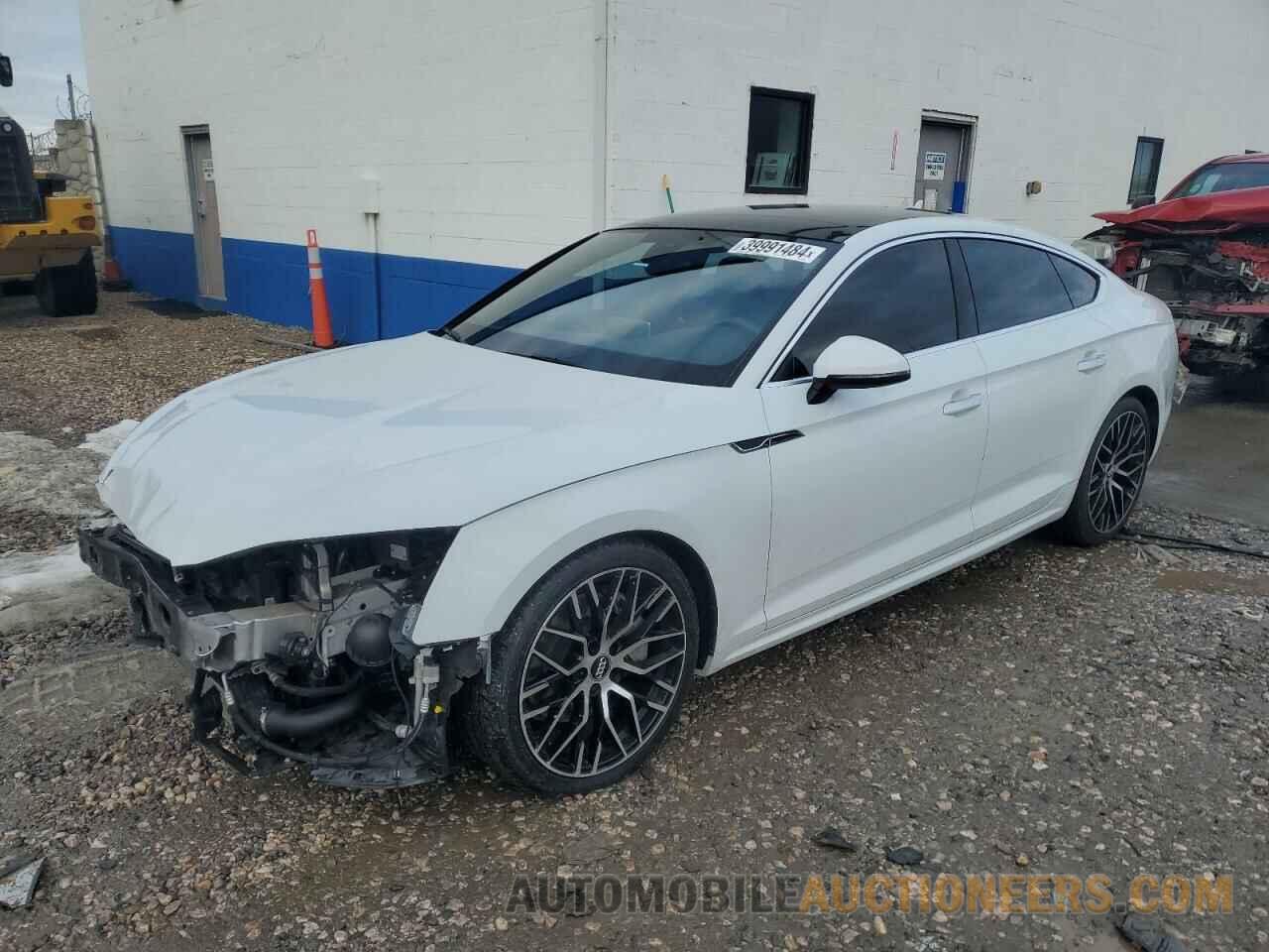 WAUBNCF58JA070658 AUDI A5 2018