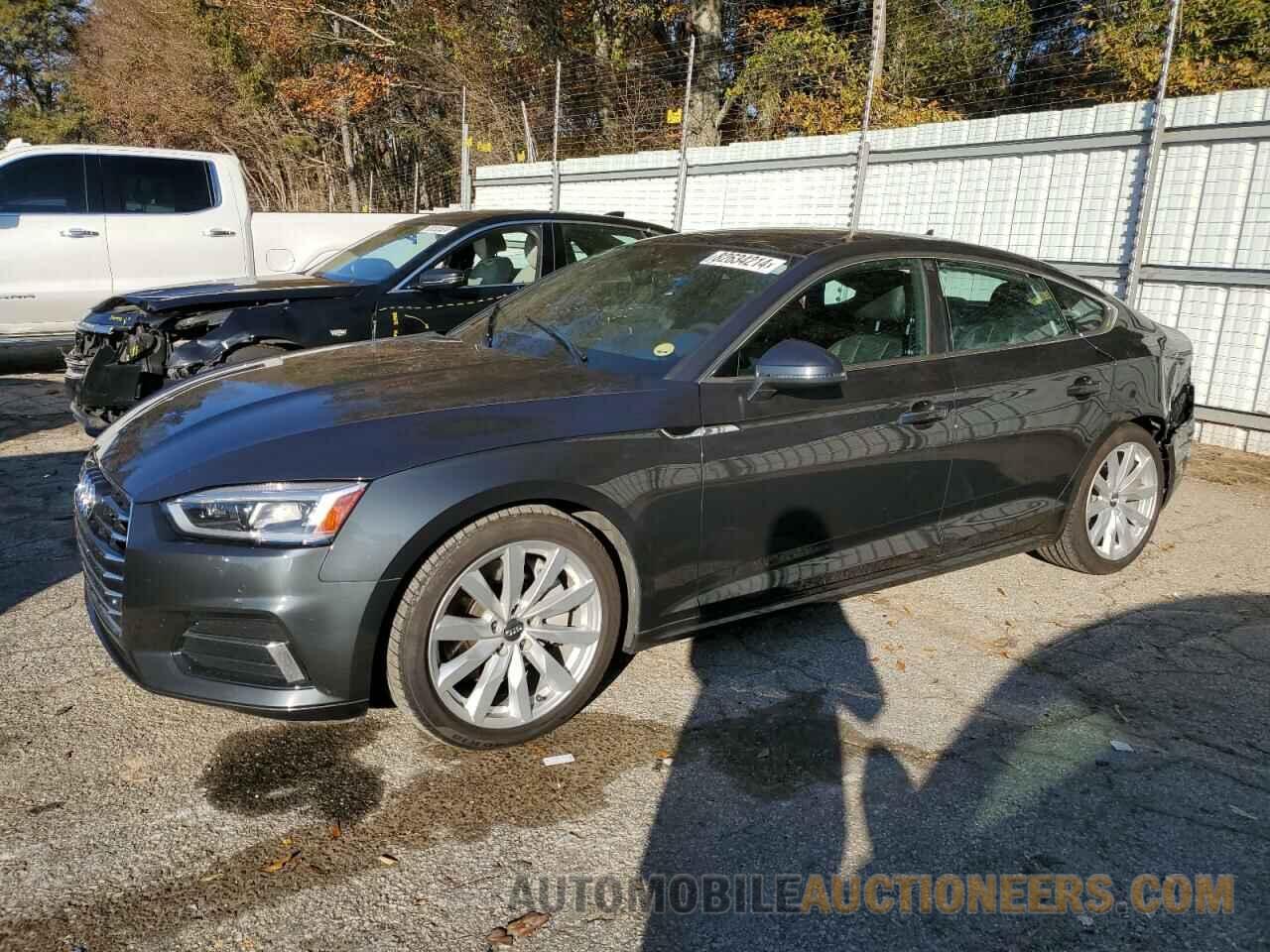 WAUBNCF58JA131670 AUDI A5 2018