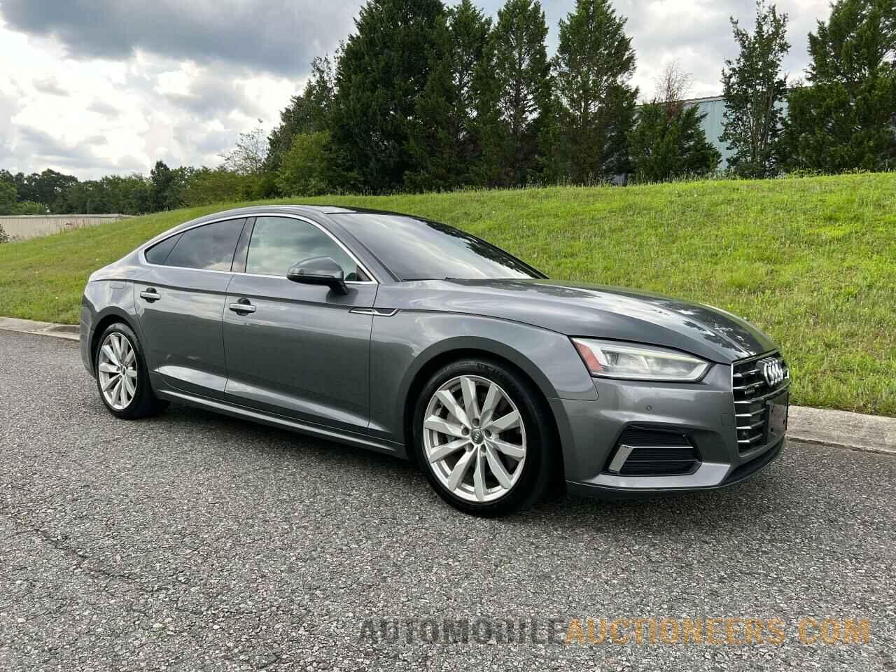 WAUBNDF54JA043186 AUDI A5 2018