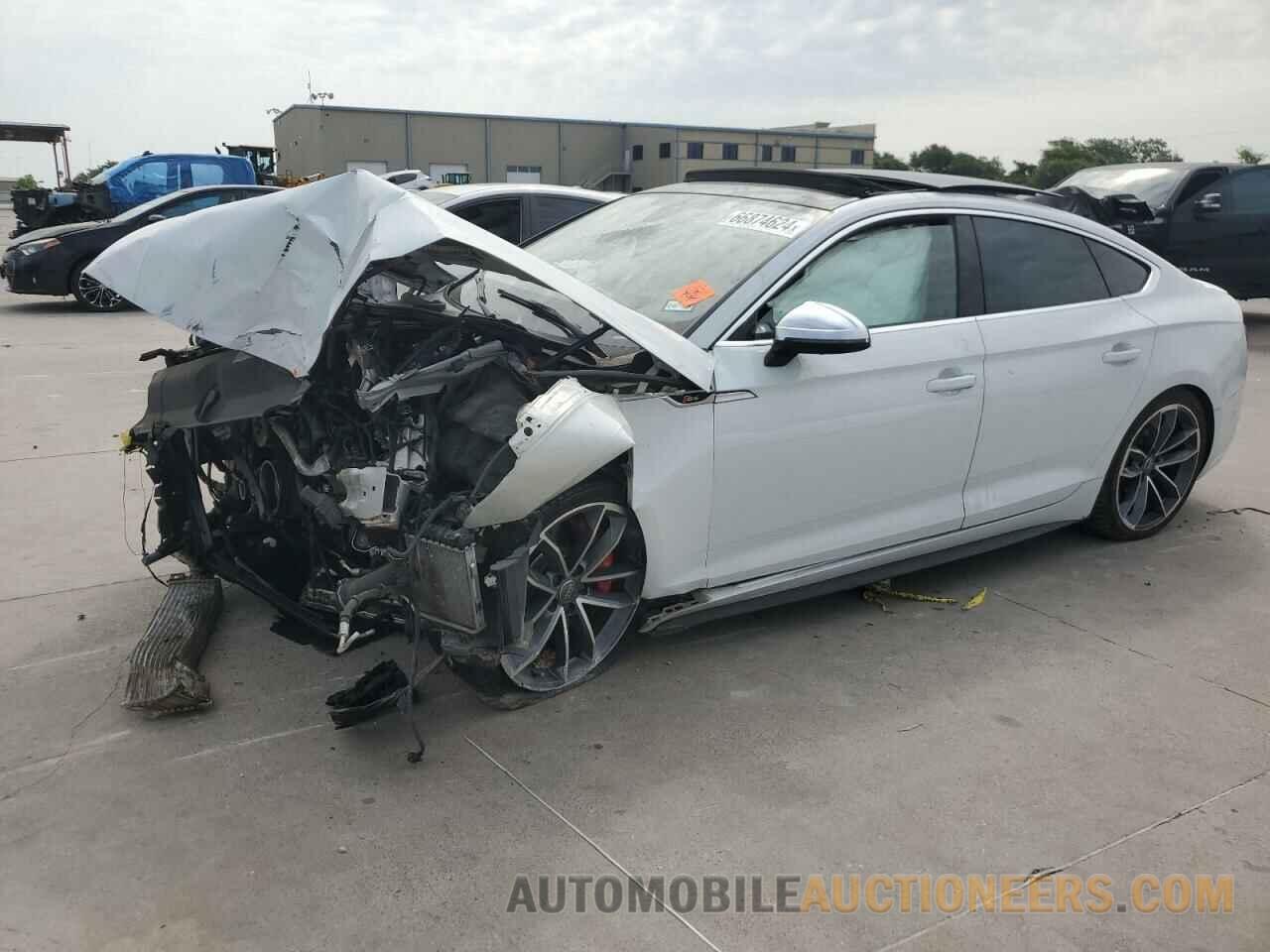 WAUC4CF53JA053015 AUDI S5-RS5 2018