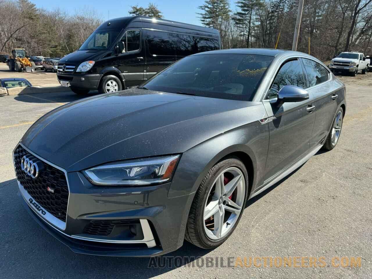 WAUC4CF54JA007595 AUDI S5-RS5 2018