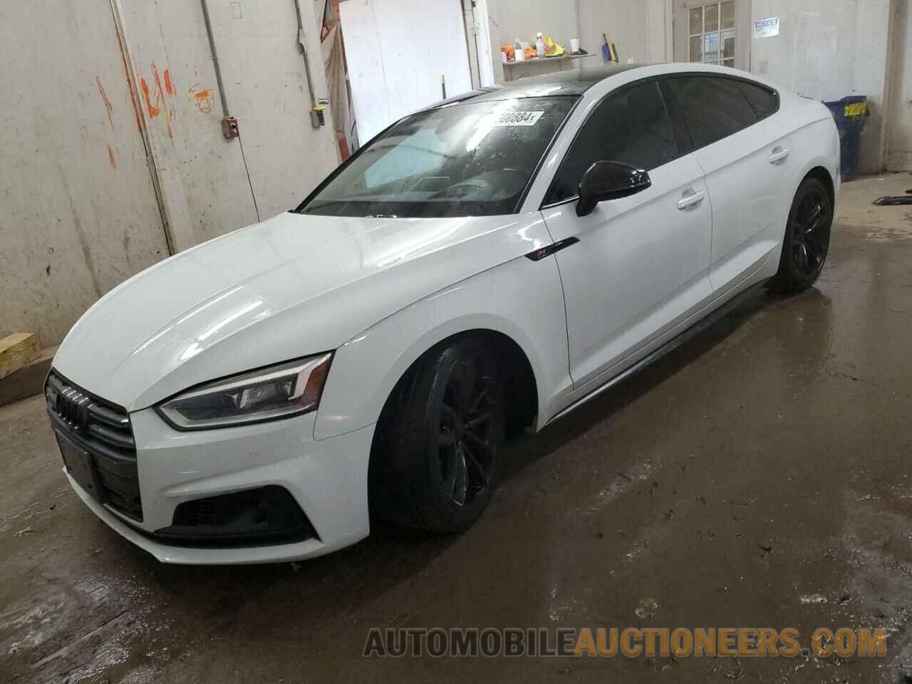 WAUC4CF56JA008909 AUDI S5-RS5 2018