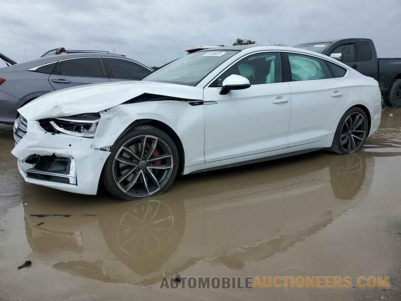 WAUC4CF57KA016454 AUDI S5-RS5 2019