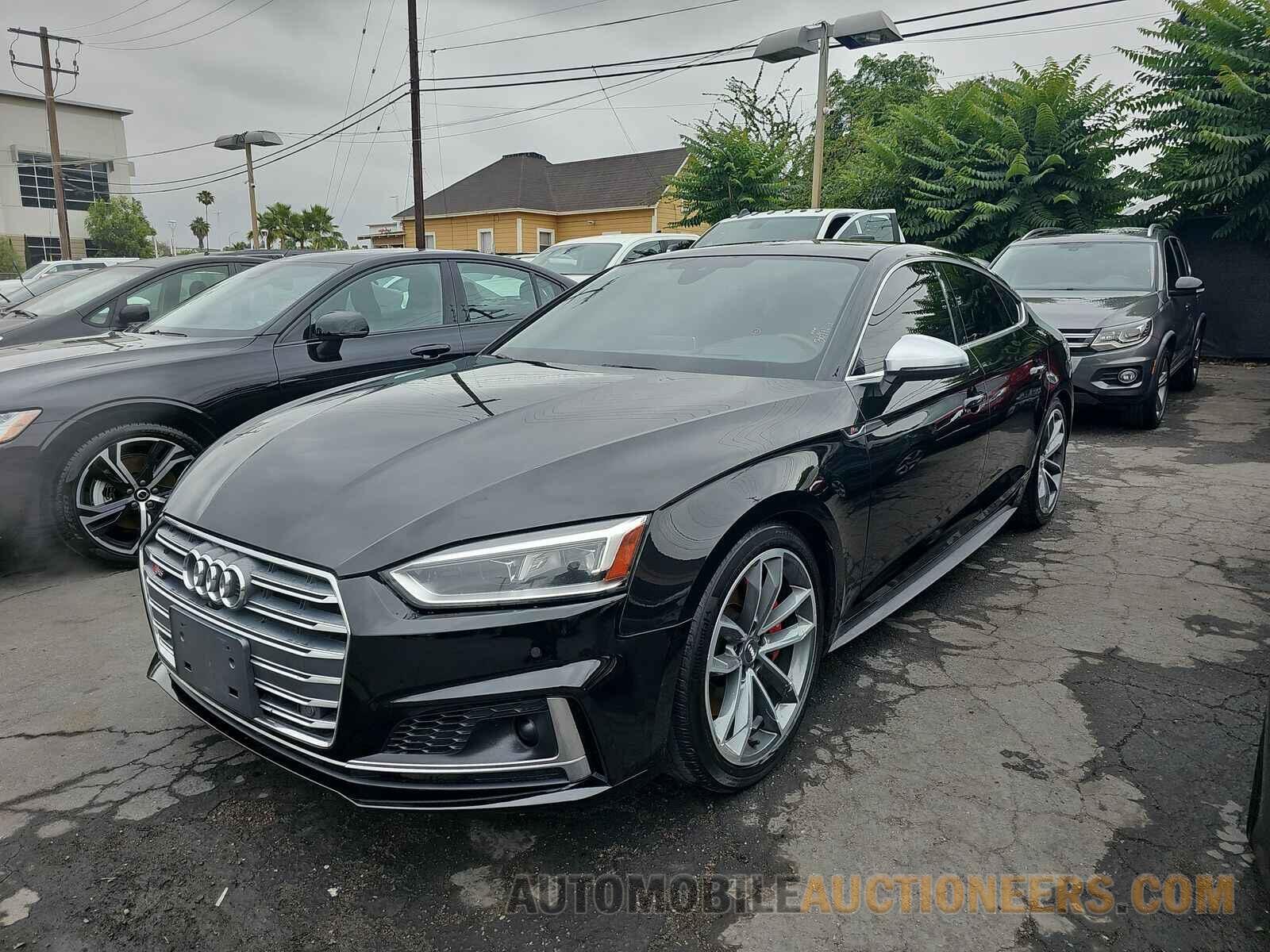 WAUC4CF5XJA010890 Audi S5 Sportback 2018