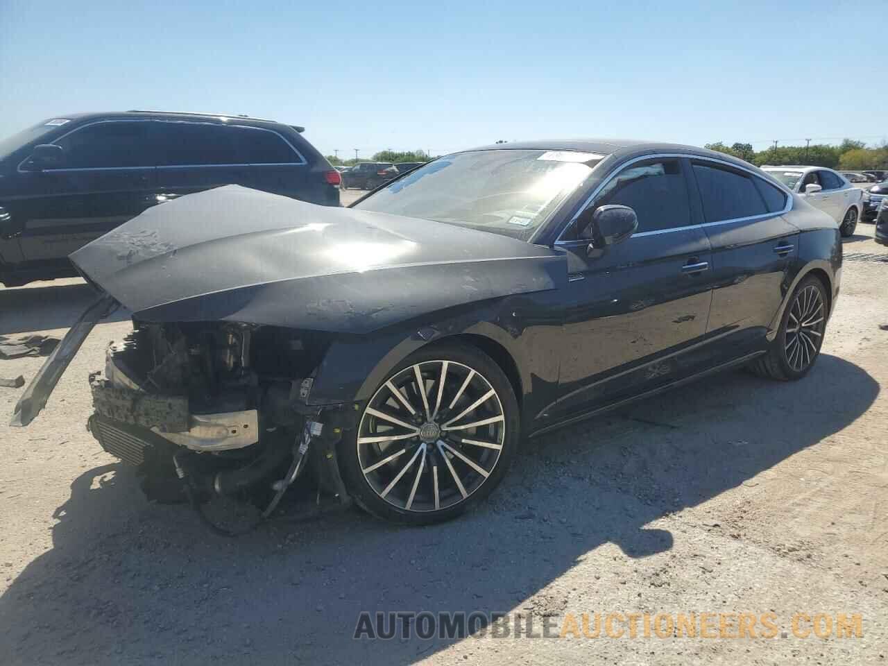 WAUCNCF53KA007800 AUDI A5 2019