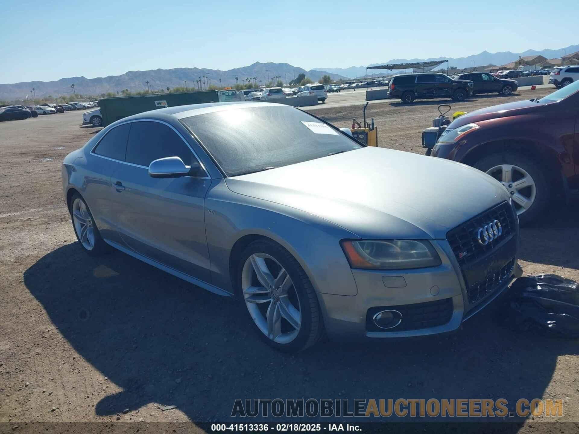 WAUCVAFR2BA001364 AUDI S5 2011