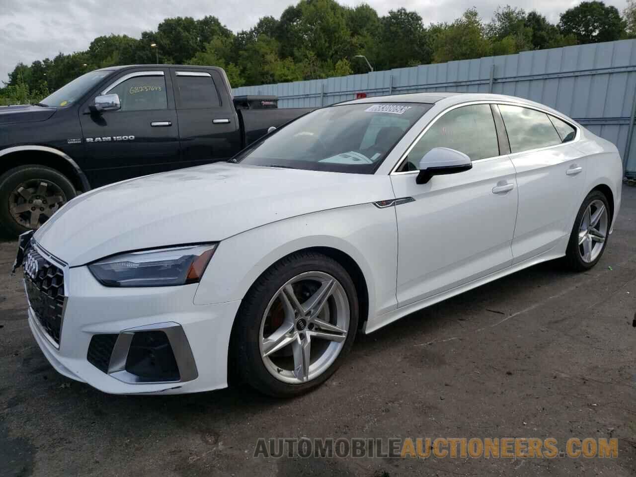 WAUDACF51MA055508 AUDI A5 2021