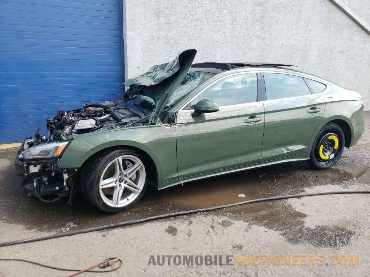 WAUDACF52MA044534 AUDI A5 2021