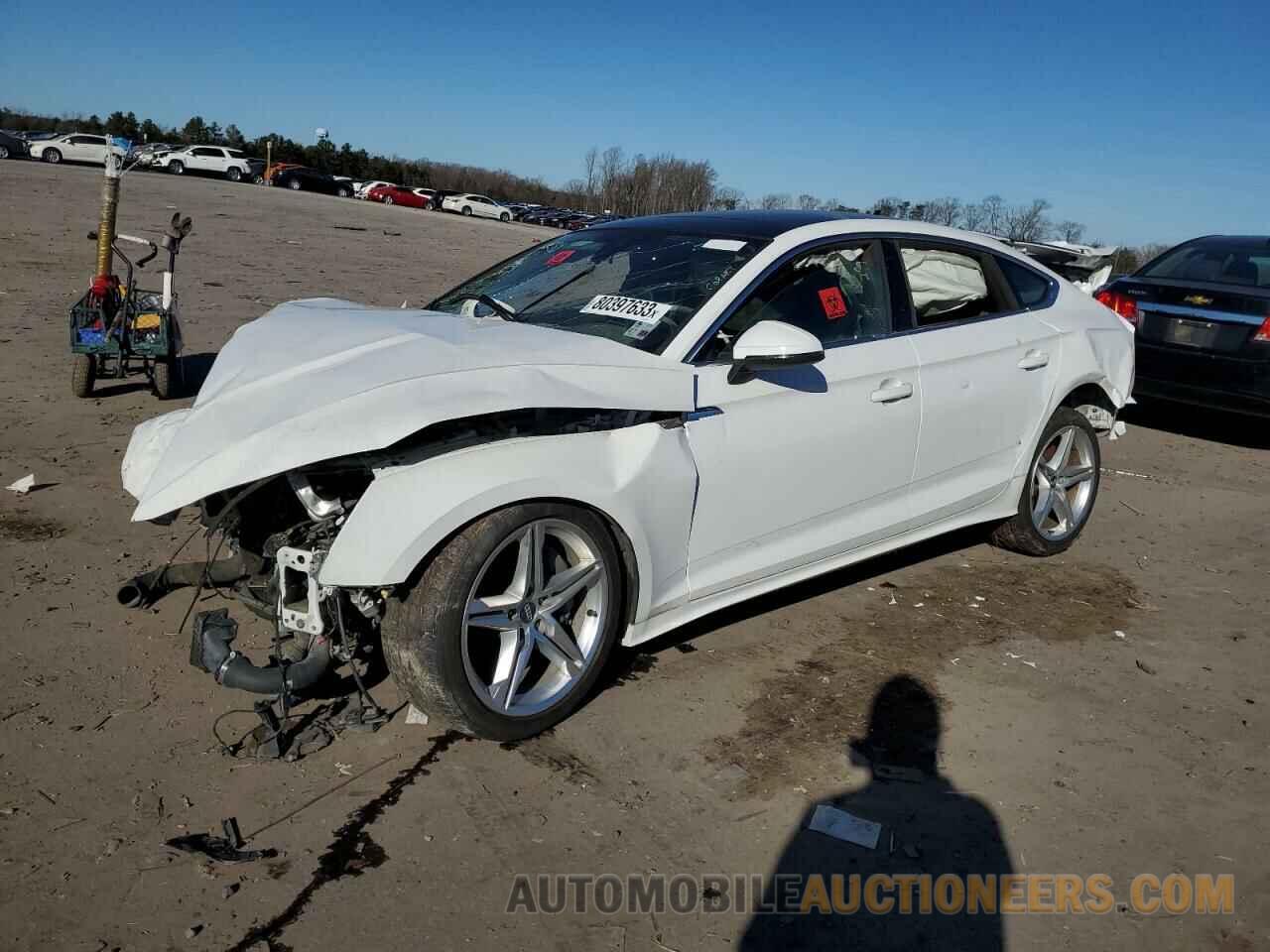 WAUDACF58MA021064 AUDI A5 2021