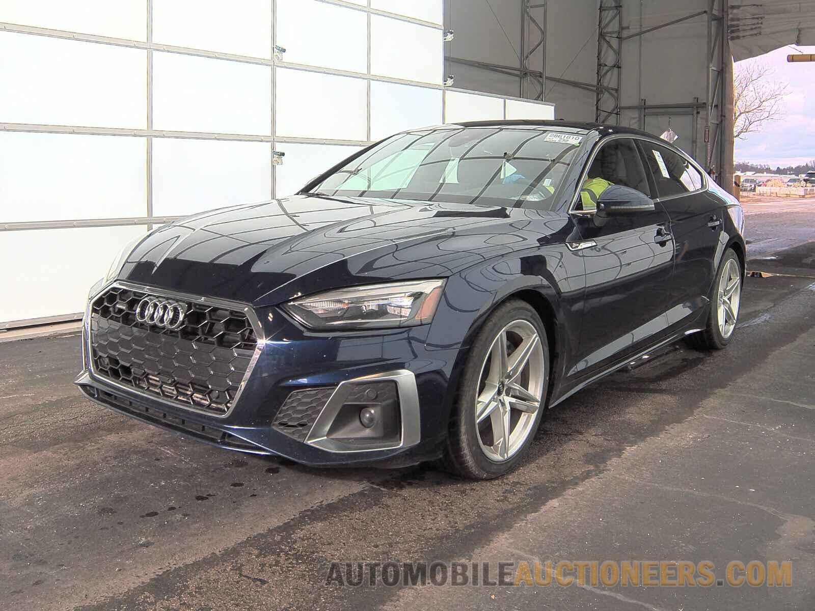 WAUDACF58MA044201 Audi A5 Sportback 2021