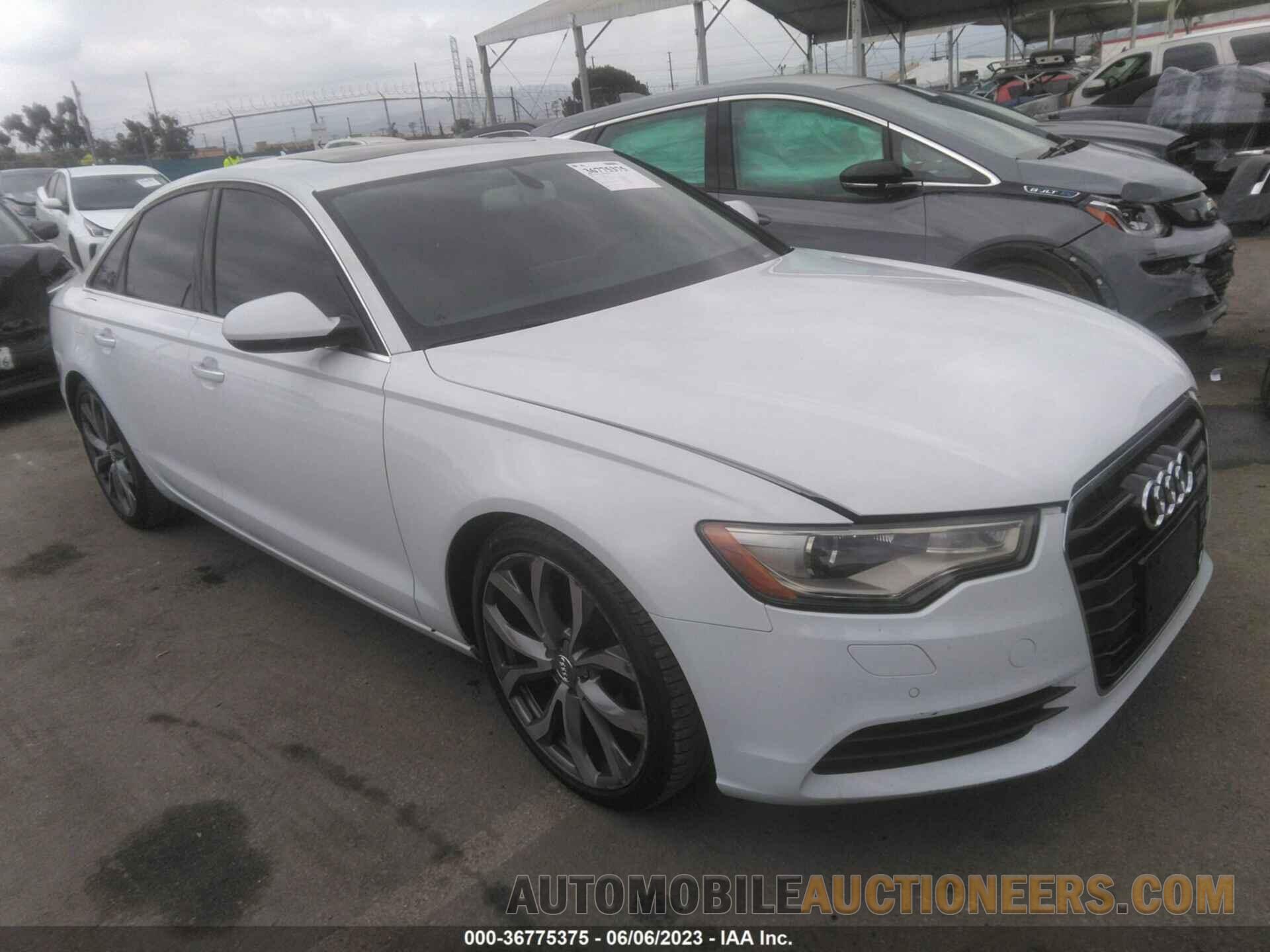 WAUDFAFC2FN030102 AUDI A6 2015