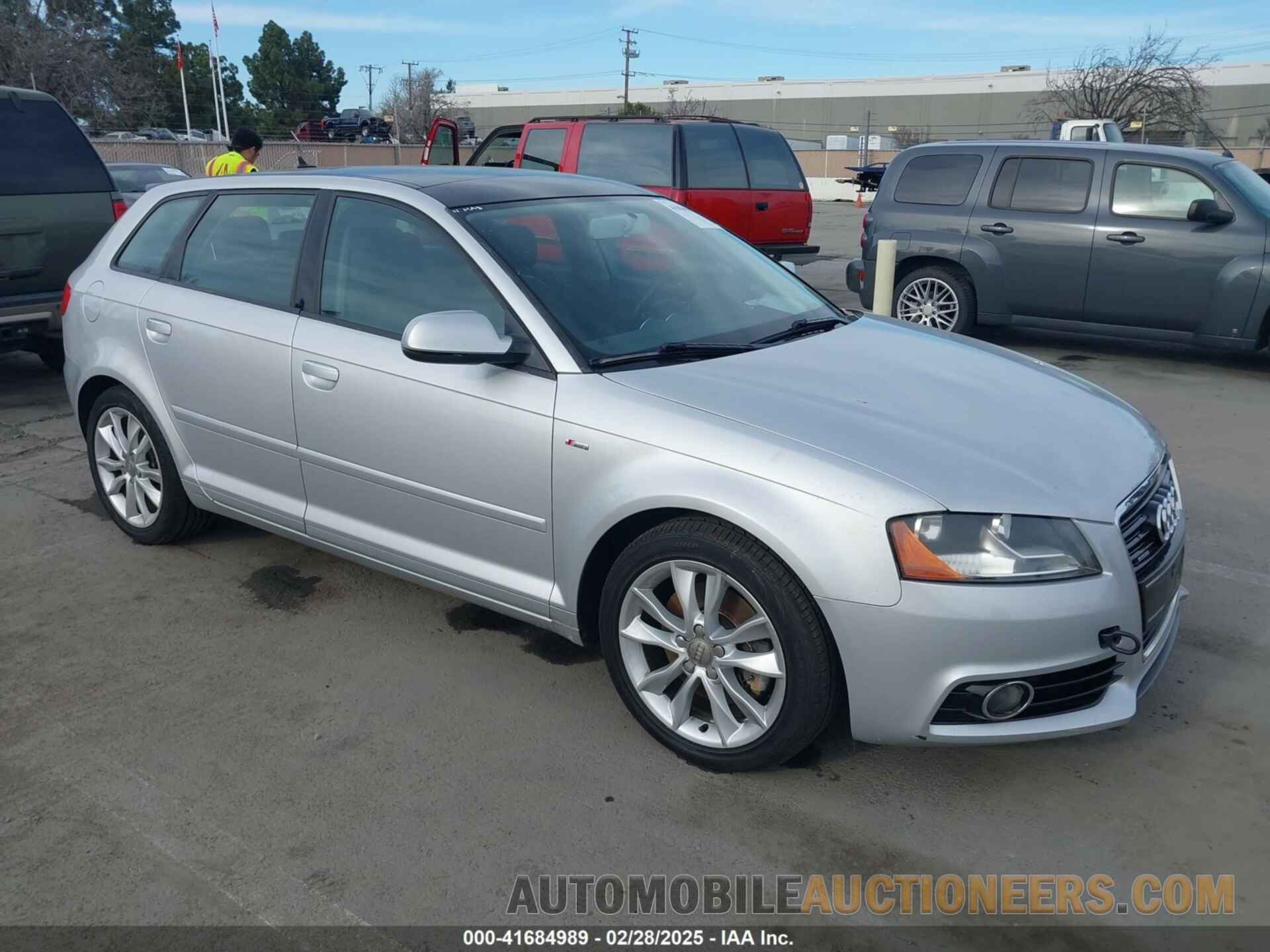 WAUDFAFM7BA148981 AUDI A3 2011