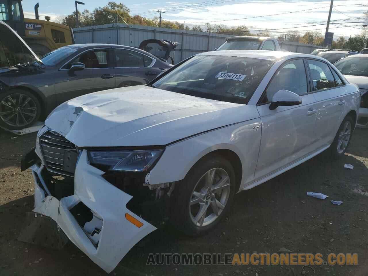 WAUDNAF44JA213464 AUDI A4 2018