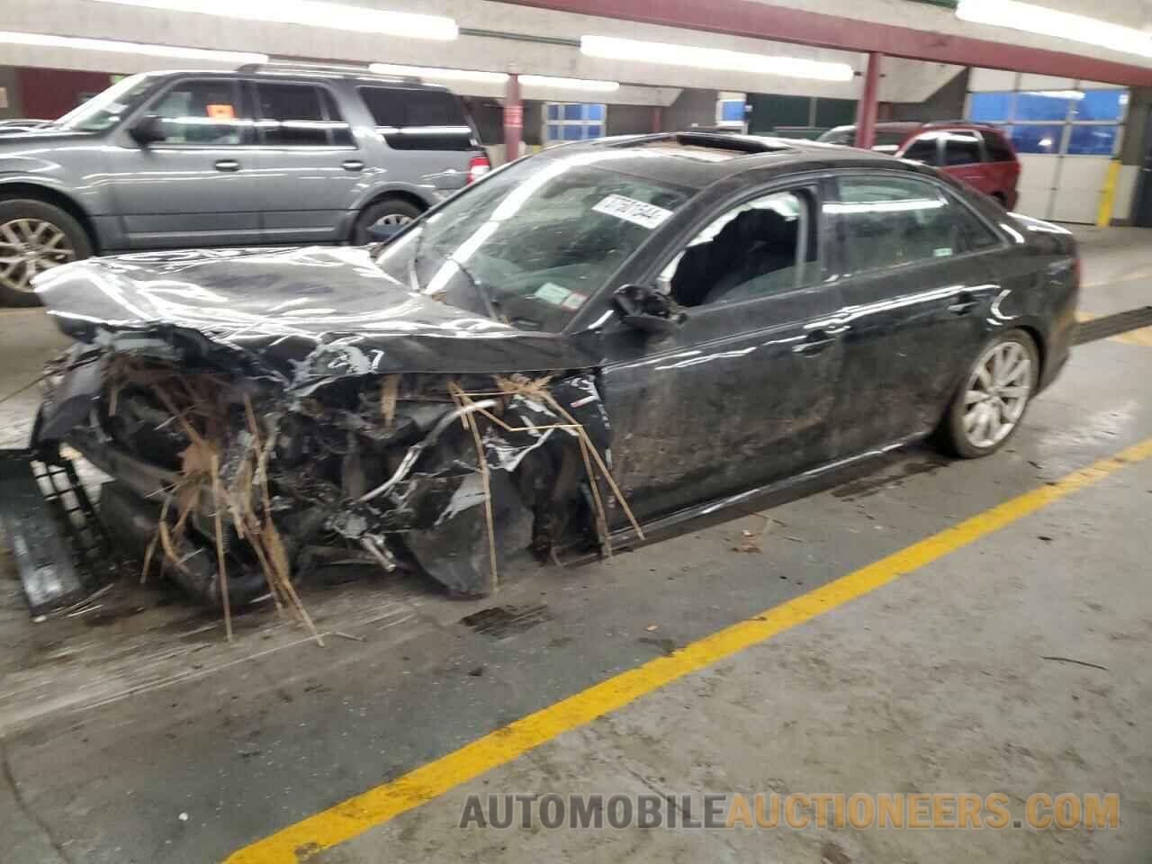 WAUDNAF4XJA096280 AUDI A4 2018