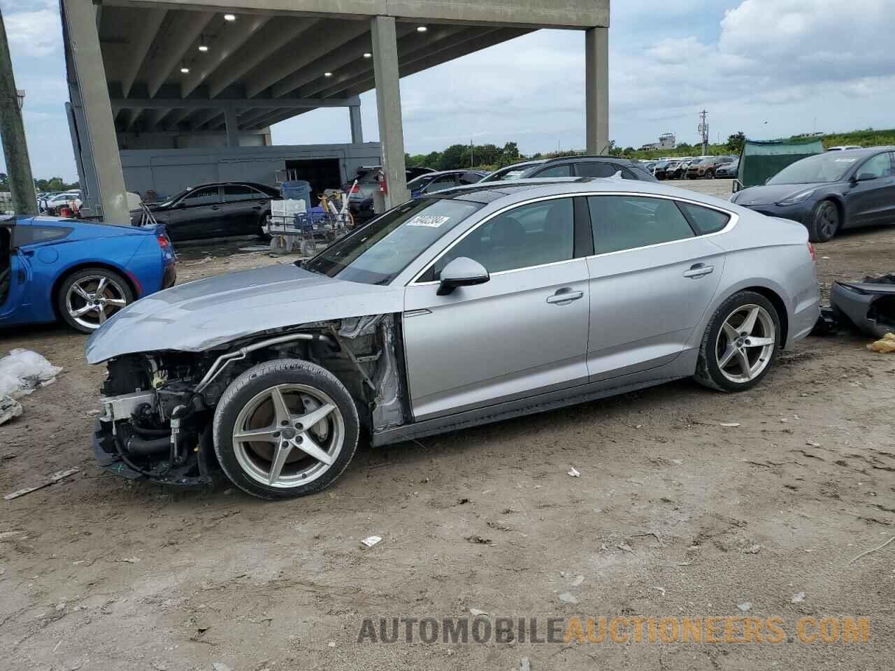 WAUDNCF50JA005859 AUDI A5 2018