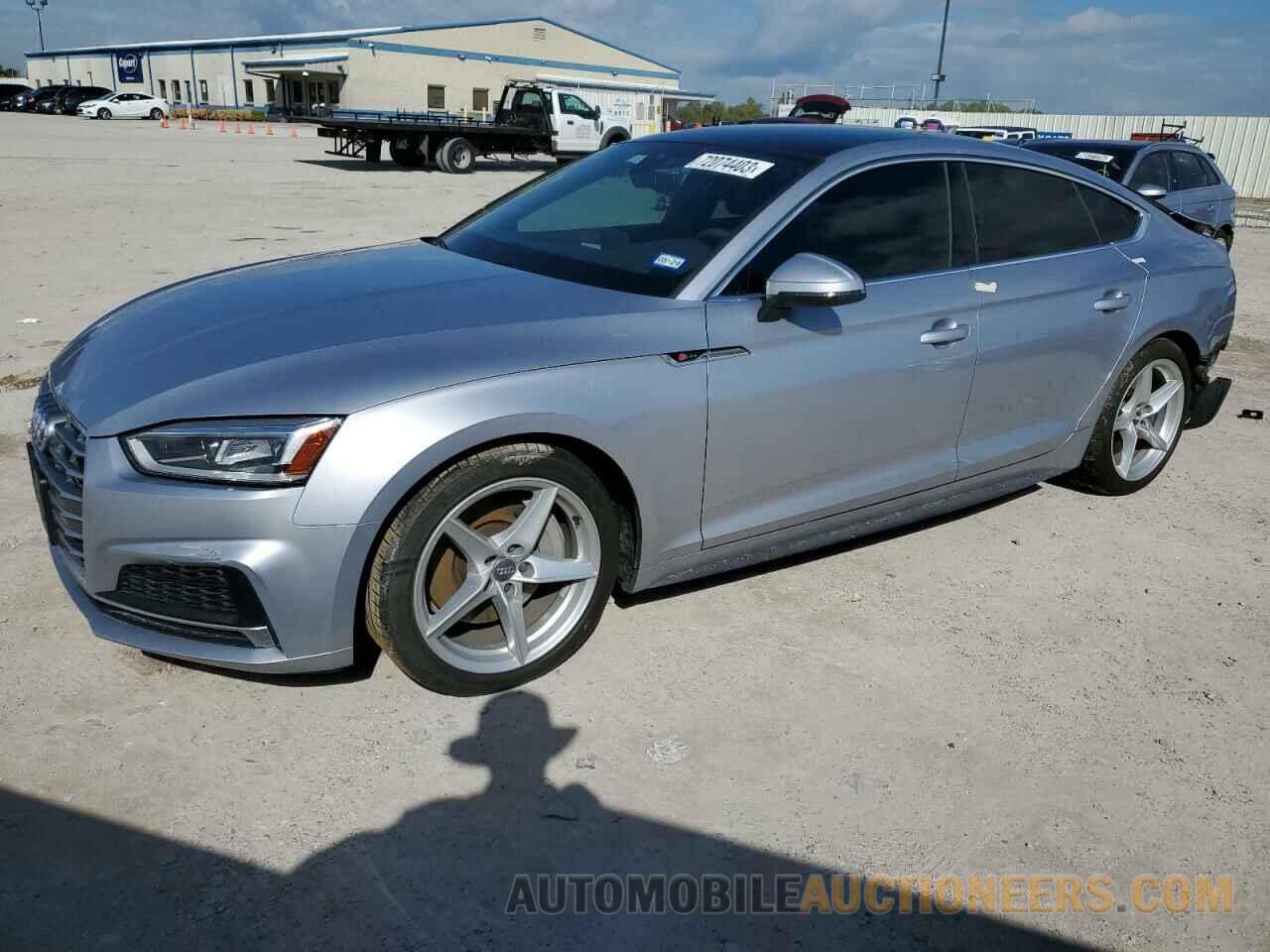 WAUDNCF54KA025906 AUDI A5 2019