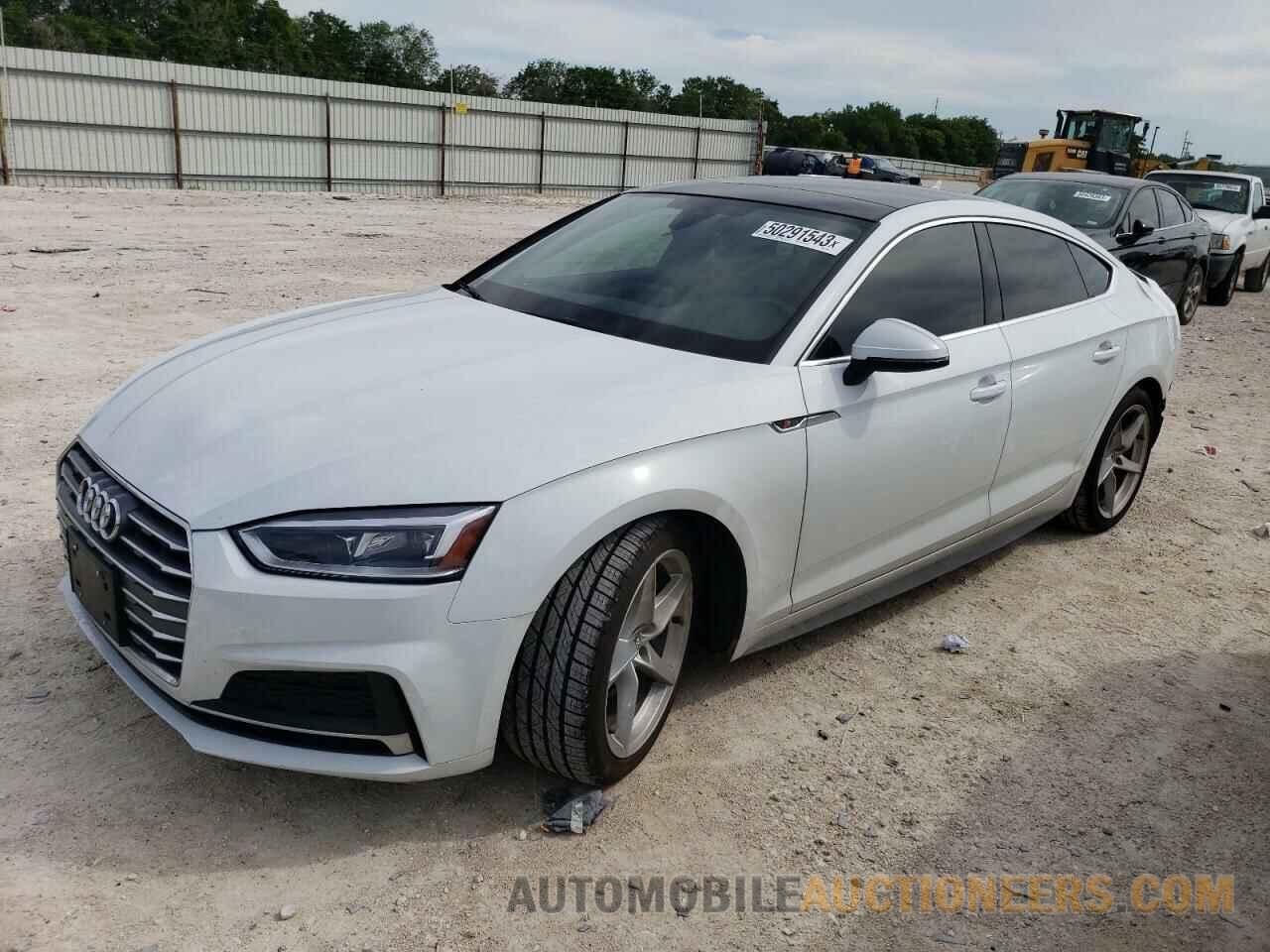 WAUDNCF56KA078848 AUDI A5 2019