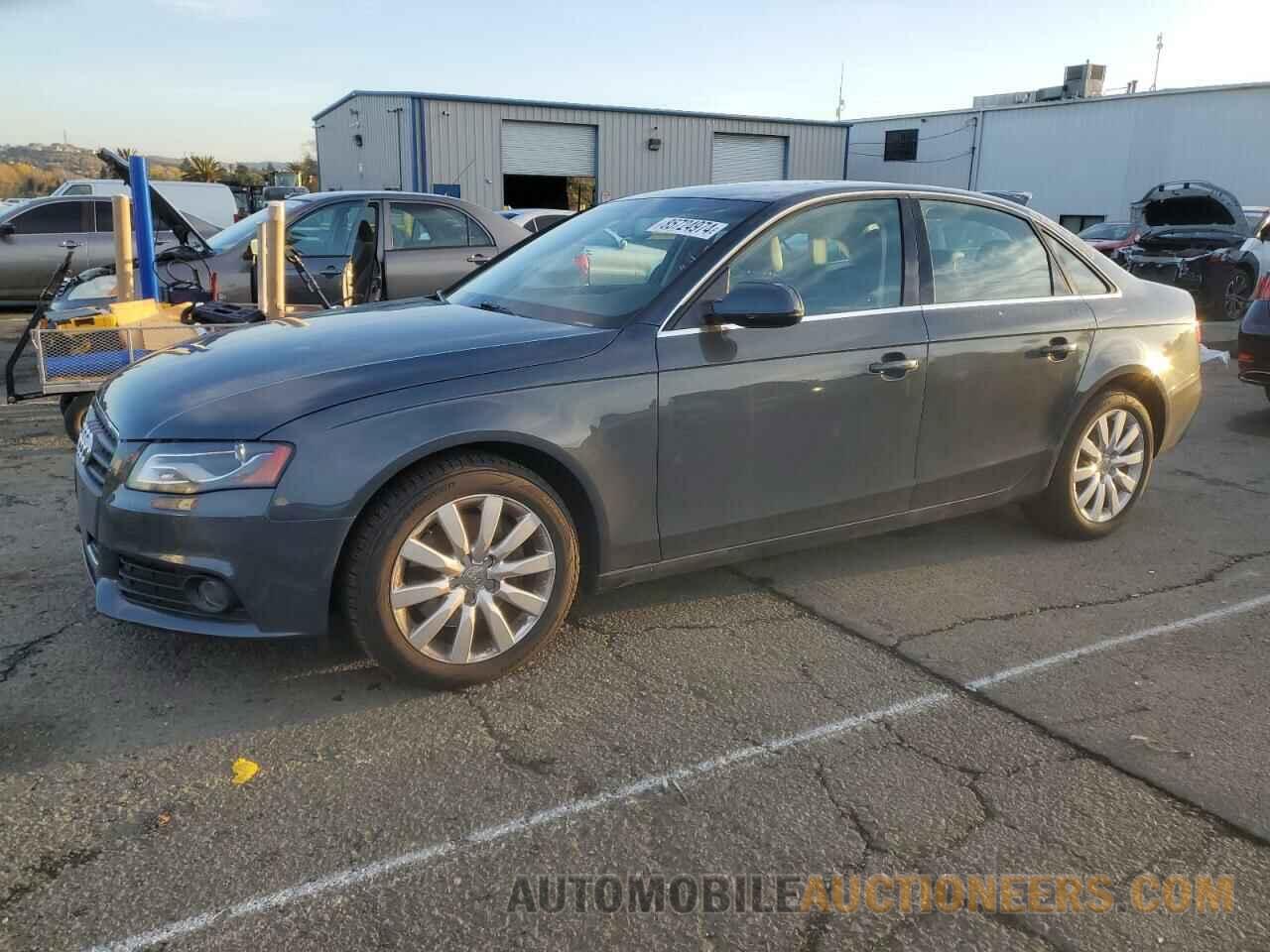 WAUEFAFL0BN029318 AUDI A4 2011