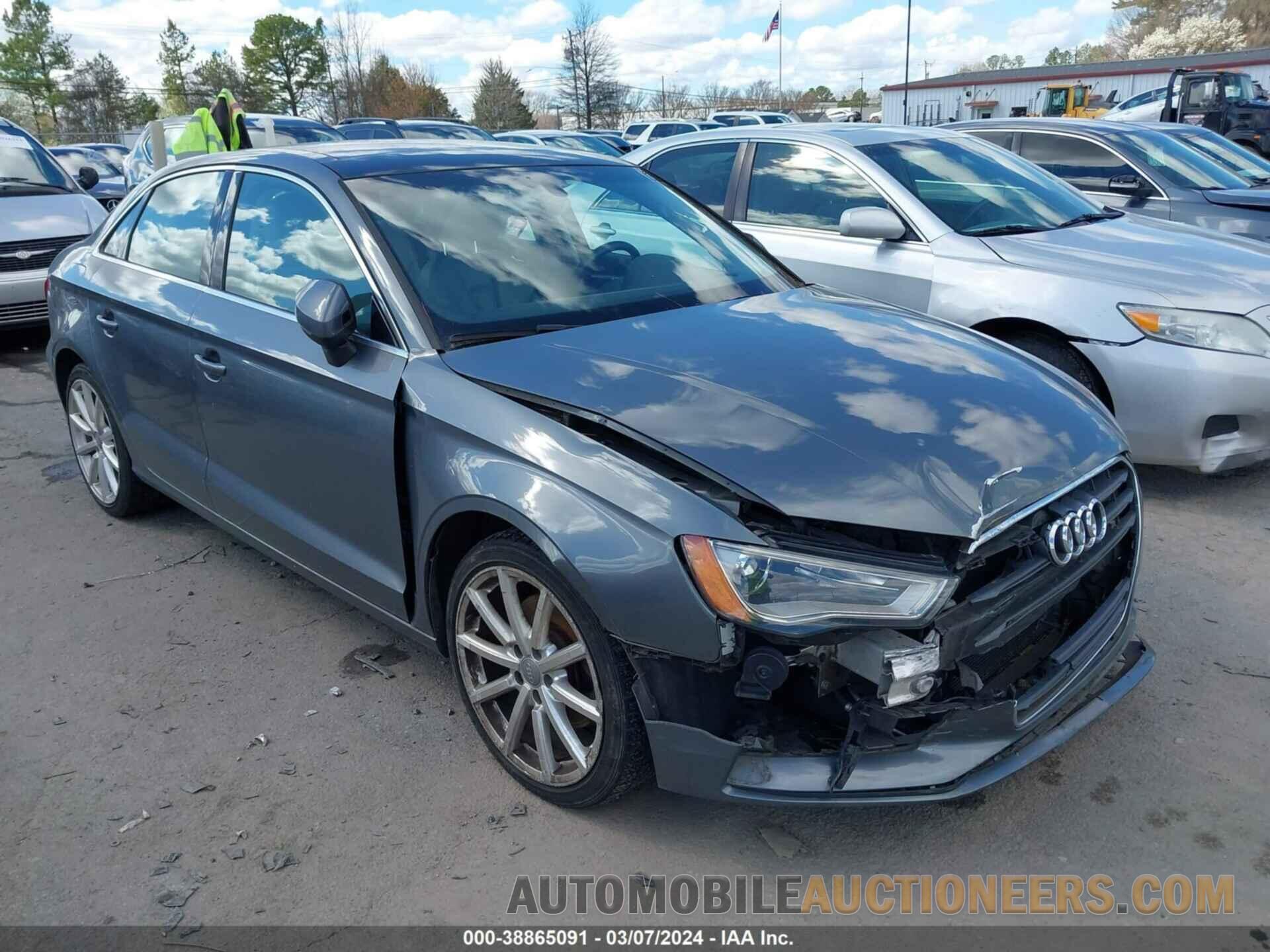 WAUEFGFF0F1014229 AUDI A3 2015