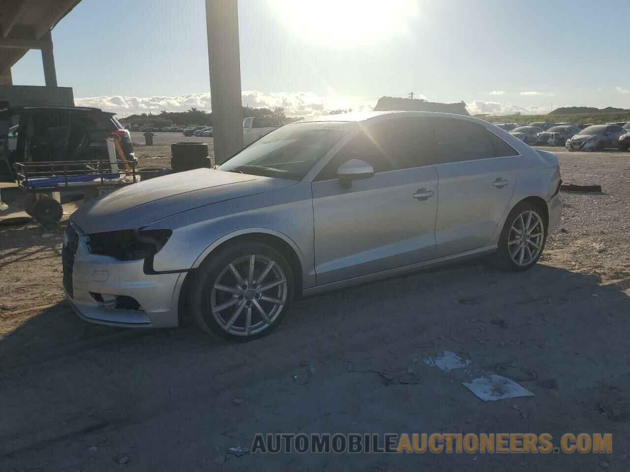 WAUEFGFF0F1019060 AUDI A3 2015