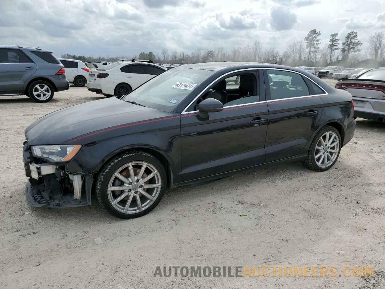 WAUEFGFF2F1102019 AUDI A3 2015