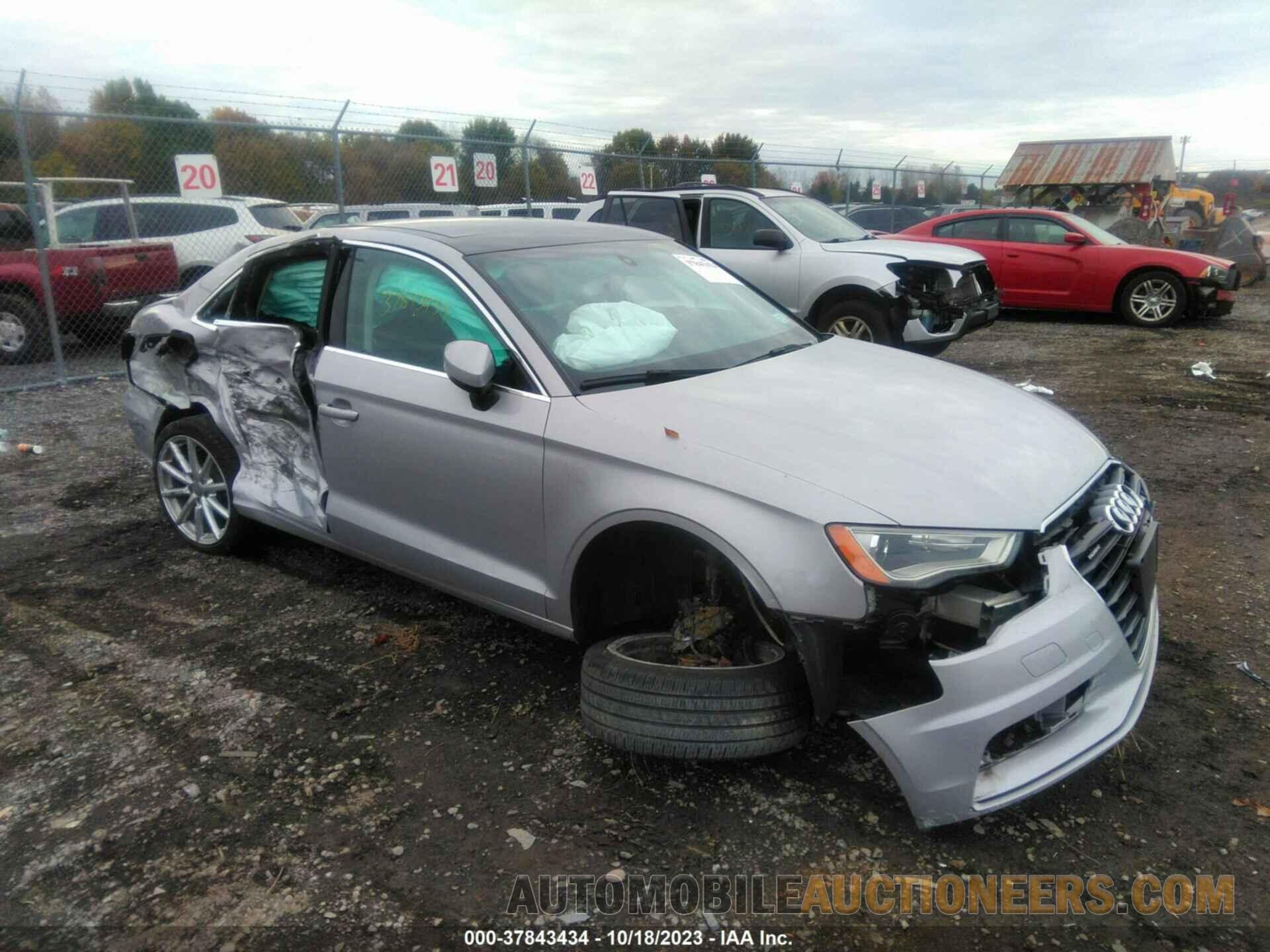 WAUEFGFF3F1011664 AUDI A3 2015