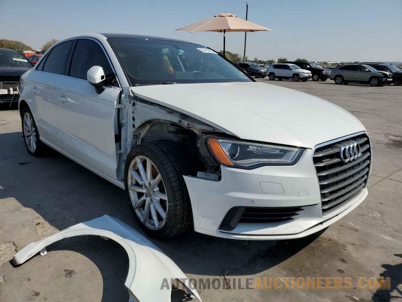 WAUEFGFF3F1021384 AUDI A3 2015